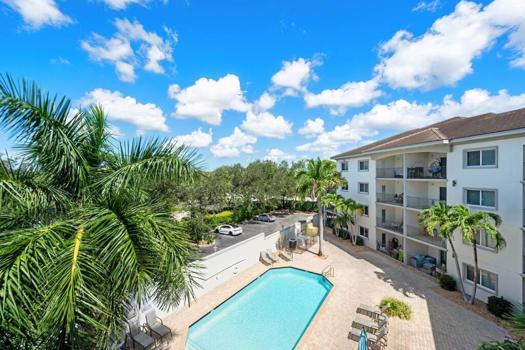 Modern Beach Condo In Central Naples! Exteriér fotografie