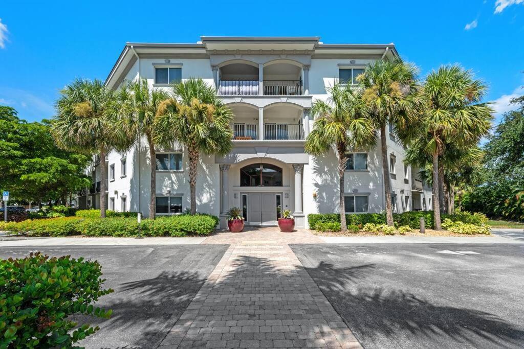 Modern Beach Condo In Central Naples! Exteriér fotografie